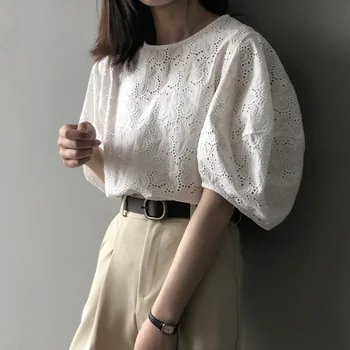 ZAWAHIKI 2021 Sommeren koreanske Elegante Mode Kvinder Shirt med O-Hals Hule Ud Hæklet Puff Ærme Toppe Halvdelen +ærme Solid Blusas