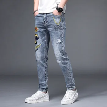 Forår/Sommer-Europa & Usa Trendy Broderi mænd jeans Huller bukser mænd koreanske badge print Slim fit jeans bukser