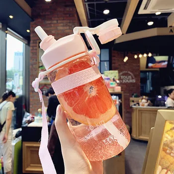 Koreanske Version Af Stor Kapacitet vandflaske Udendørs Bærbare Sommer Sport Plast Flaske Med Halm Enkle Vand Cup LD538