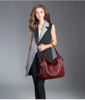 Taske kvindelige 2021 ny enkel og fashionable messenger taske med stor kapacitet håndtaske dame skuldertaske alle-match solid farve PU taske