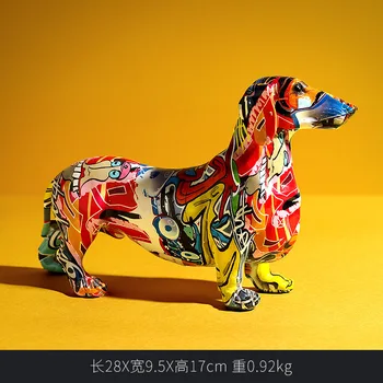 Farve Chihuahua Hund Skulptur Moderne Boligindretning, Kreative Harpiks Skulptur Stue Kabinet Vin Dekoration
