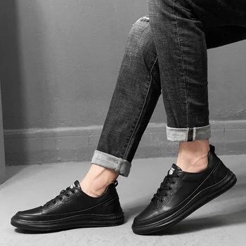 2021 nye Casual sko Sneakers Åndbar Udendørs Sko Til Mænd Fodtøj Mode mænd sort hvid komfortable sko,